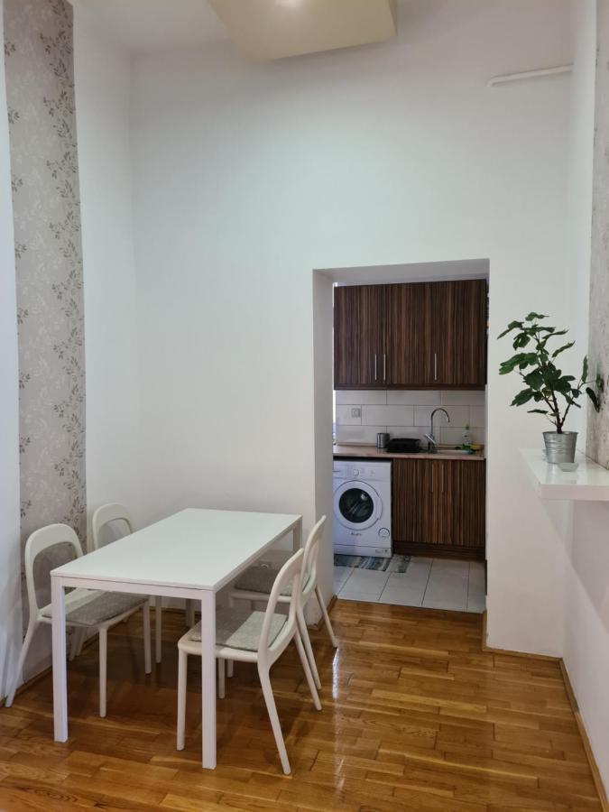 Feeling Home In The Heart Of Budapest Exterior photo