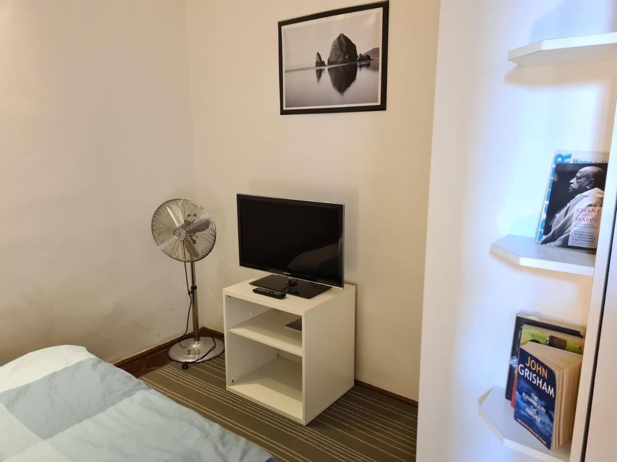 Feeling Home In The Heart Of Budapest Exterior photo